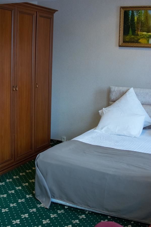 Отель Hotel Saya Алматы-15