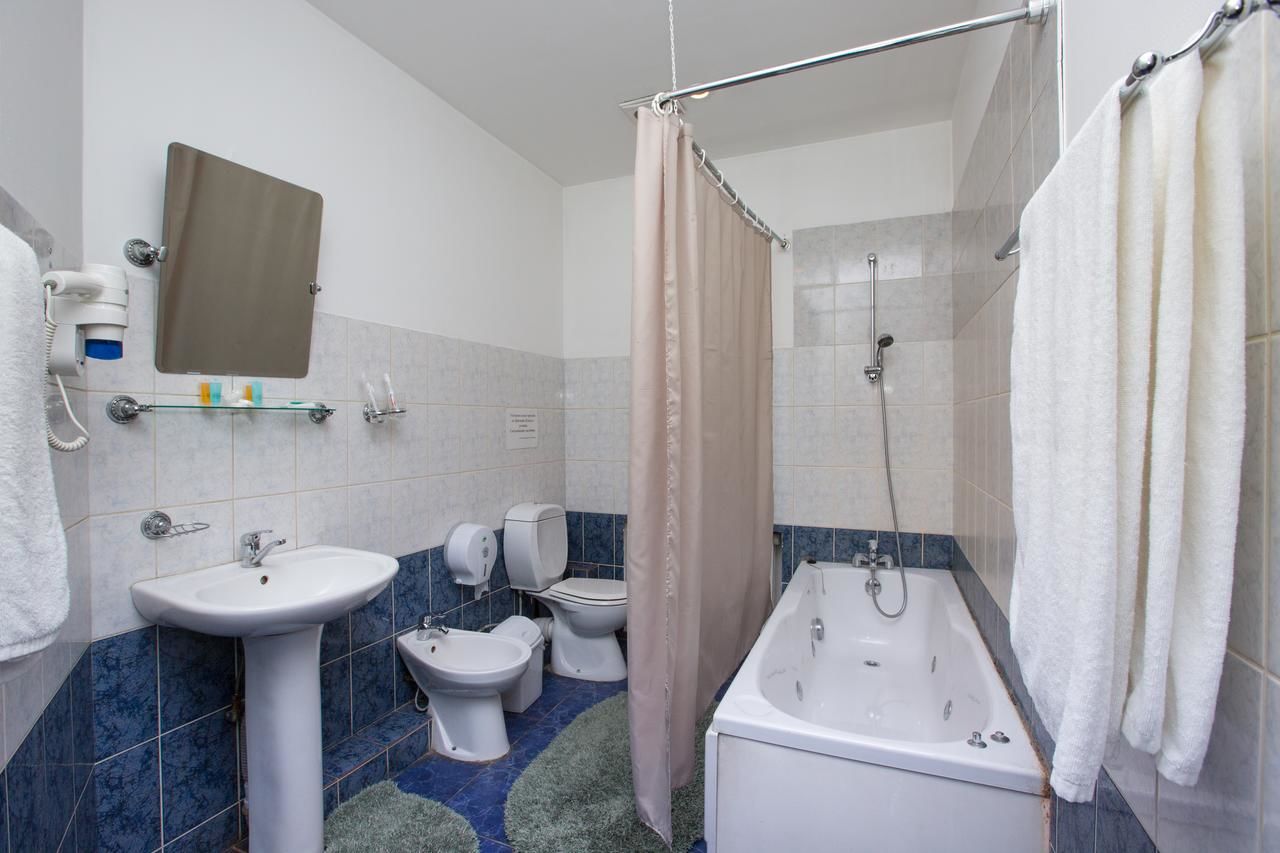 Отель Hotel Saya Алматы-36