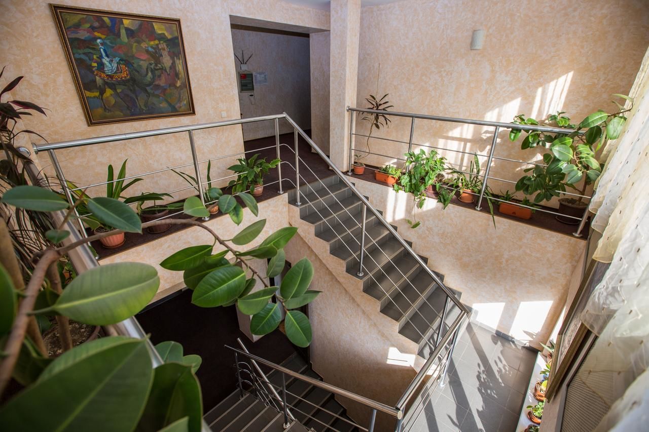 Отель Hotel Saya Алматы-10